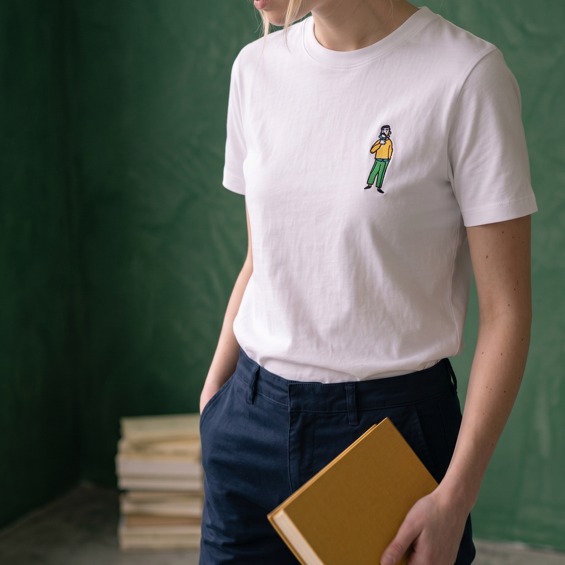 Frank - Embroidered T-shirt